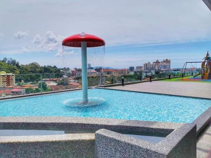 Inadh Suites @ Icon Residence With Pool Kuala Terengganu Esterno foto