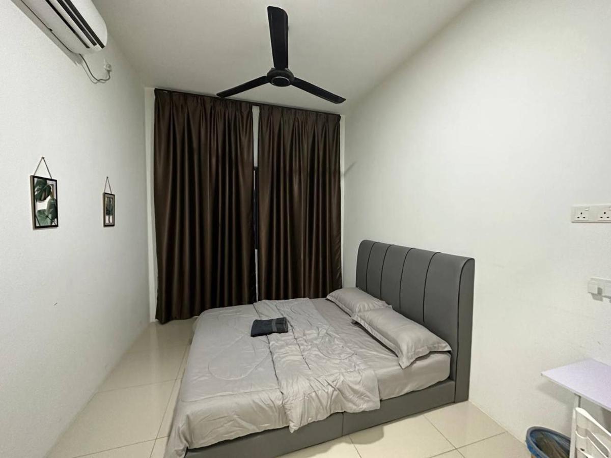 Inadh Suites @ Icon Residence With Pool Kuala Terengganu Esterno foto